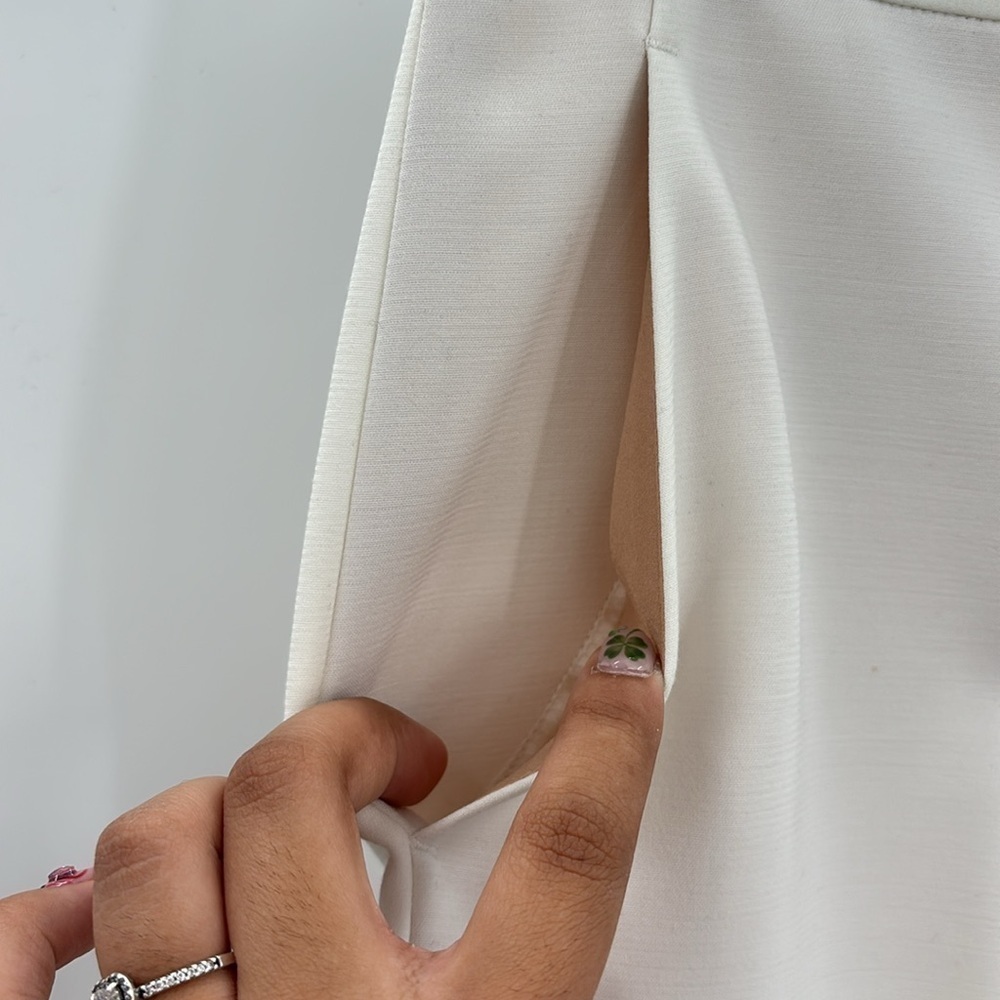 NWT BCBG off white cropped trousers size 4 - Picture 7 of 16